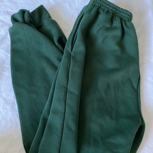 Brandy Melville Pants - green sweatpants